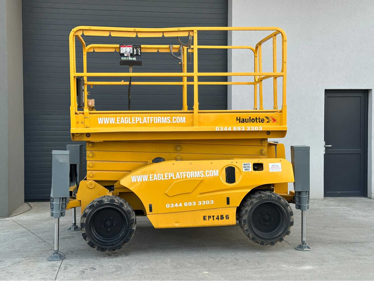 2010 HAULOTTE COMPACT 12DX AERIAL WORK PLATFORMS - Plataforma aérea: foto 3 2010 HAULOTTE COMPACT 12DX AERIAL WORK PLATFORMS - Plataforma aérea: foto 3