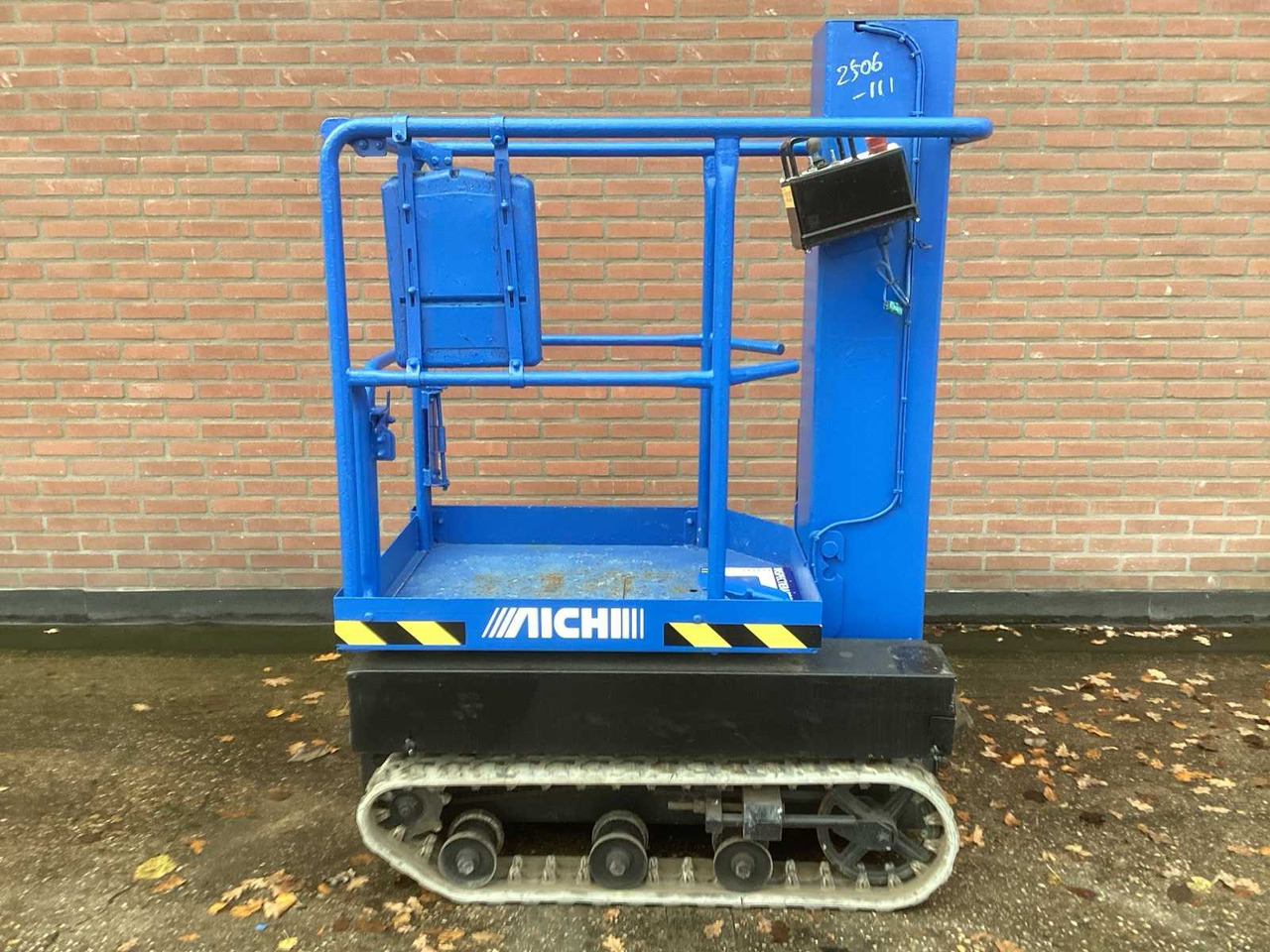 2014 AICHI RM 04 B CRAWLER BOOM LIFT - Plataforma aérea: foto 2 2014 AICHI RM 04 B CRAWLER BOOM LIFT - Plataforma aérea: foto 2
