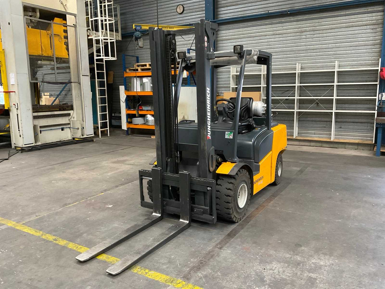 2015 JUNGHEINRICH TFG435 FORKLIFT - Empilhador: foto 1 2015 JUNGHEINRICH TFG435 FORKLIFT - Empilhador: foto 1