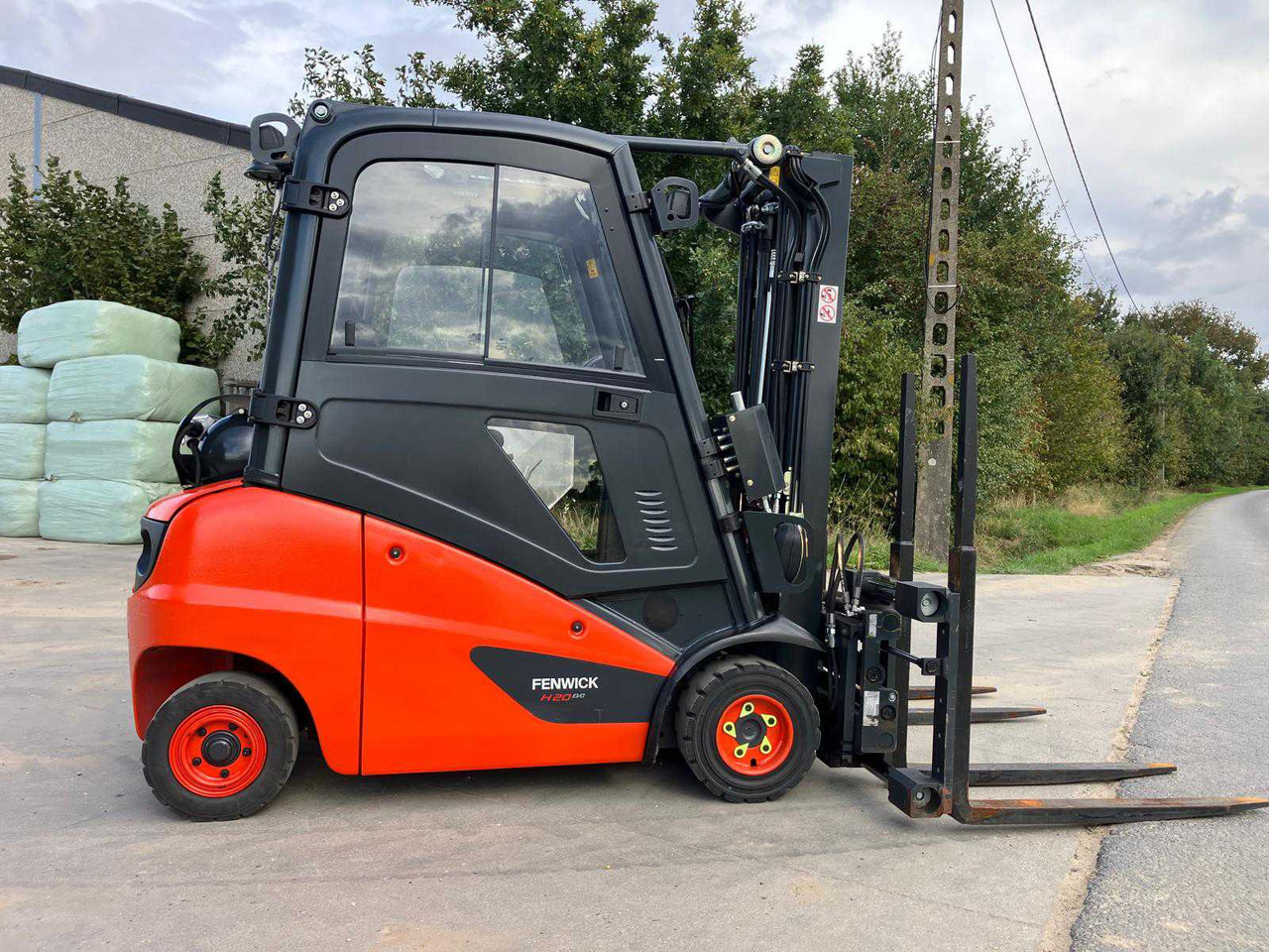 2015 LINDE H20T DOUBLE FORK FORKLIFT - Empilhador: foto 4 2015 LINDE H20T DOUBLE FORK FORKLIFT - Empilhador: foto 4
