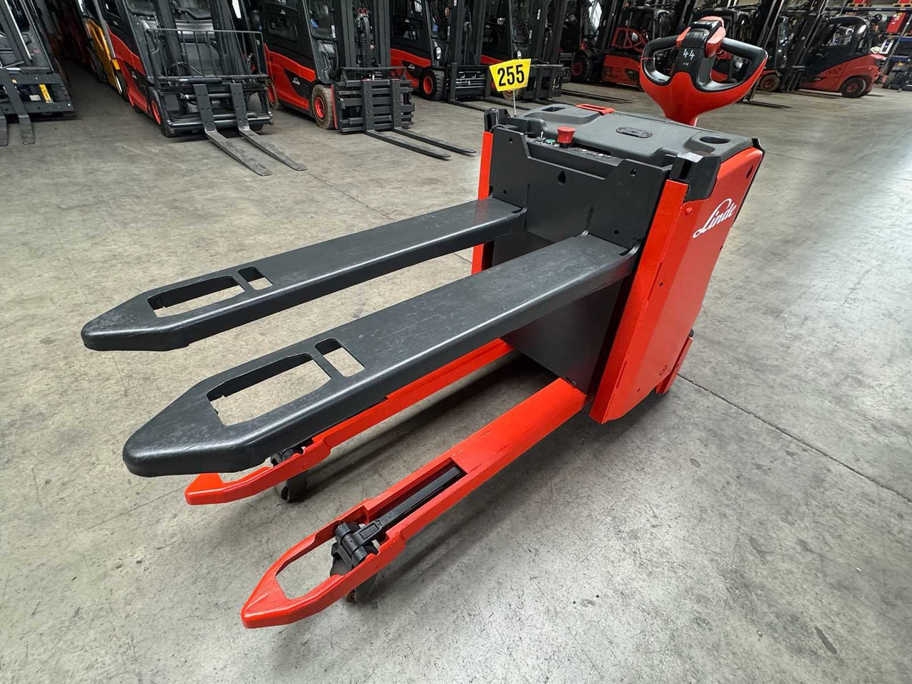 2016 LINDE T16L PALLET TRUCK ANT STACKER INITIAL STROKE 1,847 HOURS - Empilhador: foto 4 2016 LINDE T16L PALLET TRUCK ANT STACKER INITIAL STROKE 1,847 HOURS - Empilhador: foto 4