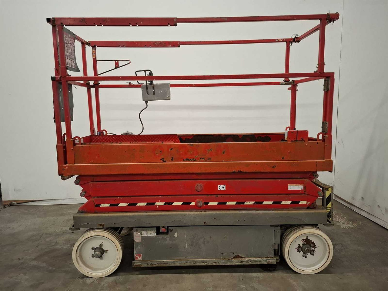 2016 SKYJACK SJ3220 AERIAL PLATFORM - Plataforma aérea: foto 3 2016 SKYJACK SJ3220 AERIAL PLATFORM - Plataforma aérea: foto 3