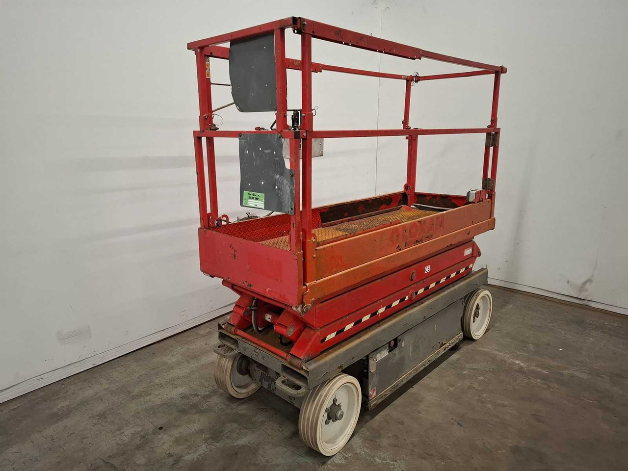 2016 SKYJACK SJ3220 AERIAL PLATFORM - Plataforma aérea: foto 1 2016 SKYJACK SJ3220 AERIAL PLATFORM - Plataforma aérea: foto 1