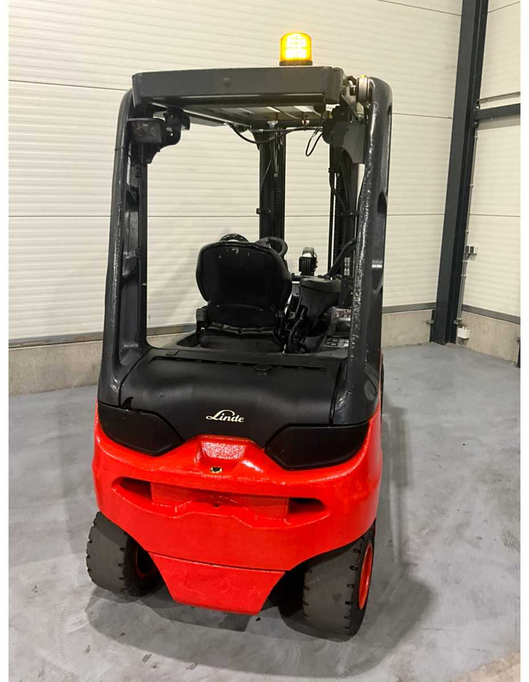 2017 LINDE E30L-01 3000KG FORK ADJUSTER FORKLIFT - Empilhador: foto 4 2017 LINDE E30L-01 3000KG FORK ADJUSTER FORKLIFT - Empilhador: foto 4