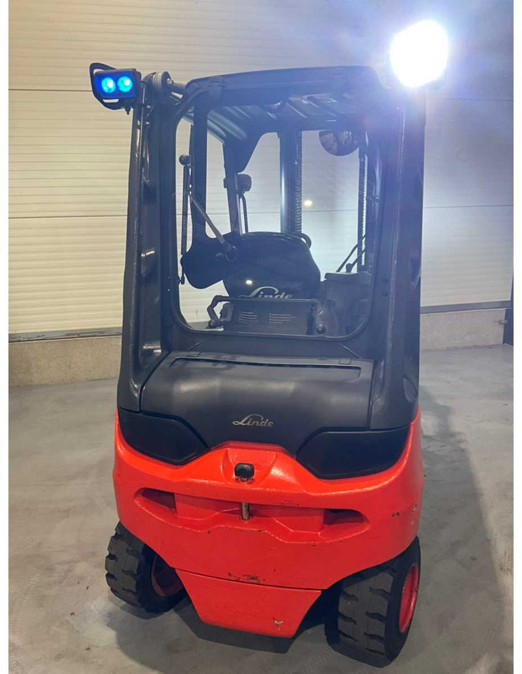 2017 LINDE E30L-01 3000KG FORKLIFT - Empilhador: foto 4 2017 LINDE E30L-01 3000KG FORKLIFT - Empilhador: foto 4