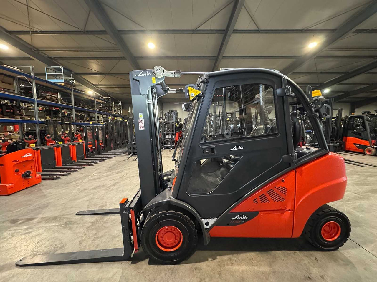 2017 SERVICE + UVV 11/2026 LINDE H30D EVO 3,000KG DUPLEX FREE LIFT 3RD + 4TH VALVE FORK ADJUSTER DIESEL FORKLIFT FORKLIFT 4,702 HOURS. - Empilhador: foto 2 2017 SERVICE + UVV 11/2026 LINDE H30D EVO 3,000KG DUPLEX FREE LIFT 3RD + 4TH VALVE FORK ADJUSTER DIESEL FORKLIFT FORKLIFT 4,702 HOURS. - Empilhador: foto 2