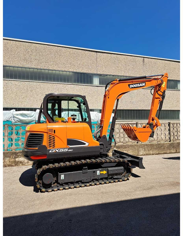 2018 DOOSAN DX55-9C MINI EXCAVATOR - Escavadeira: foto 4 2018 DOOSAN DX55-9C MINI EXCAVATOR - Escavadeira: foto 4