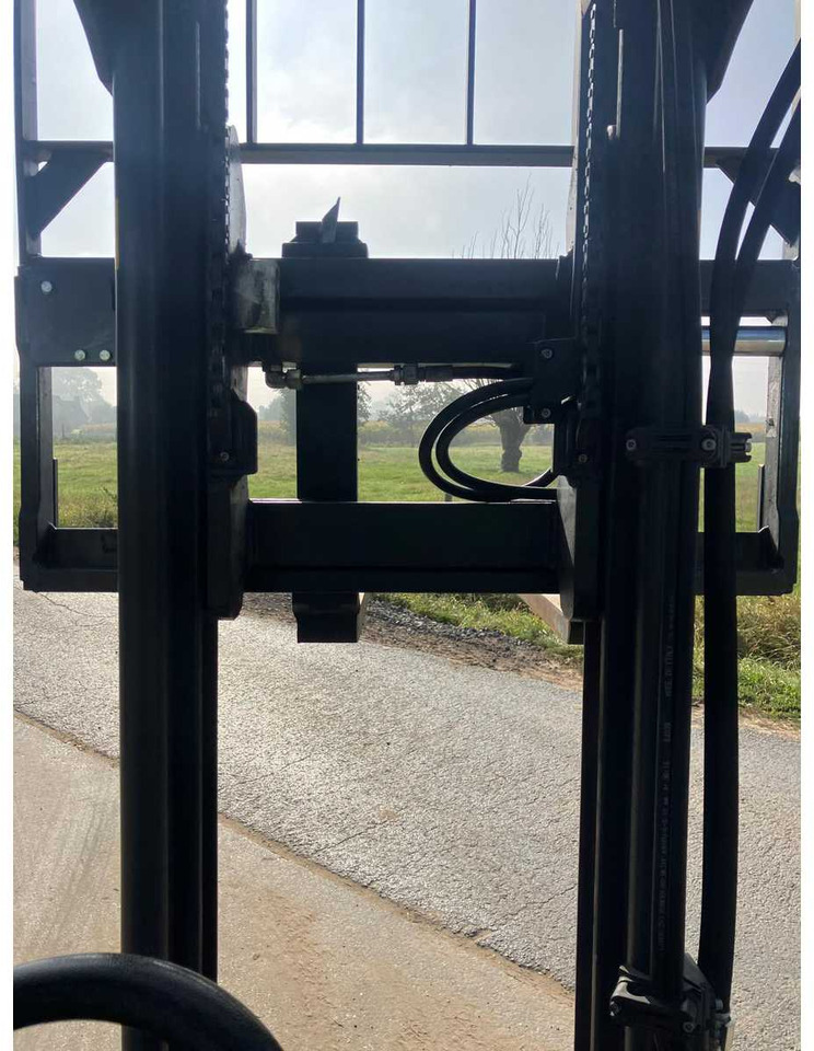 Empilhador 2019 LINDE E12 ELECTRIC FORKLIFT TRUCK: foto 13 Empilhador 2019 LINDE E12 ELECTRIC FORKLIFT TRUCK: foto 13