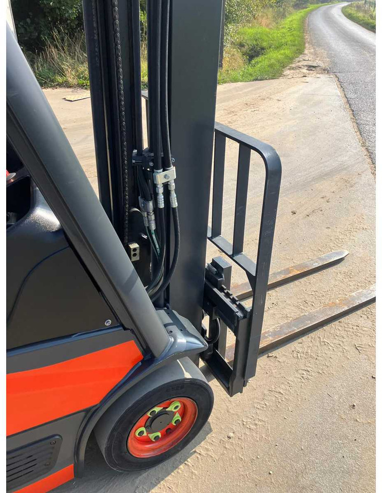 Empilhador 2019 LINDE E12 ELECTRIC FORKLIFT TRUCK: foto 22 Empilhador 2019 LINDE E12 ELECTRIC FORKLIFT TRUCK: foto 22