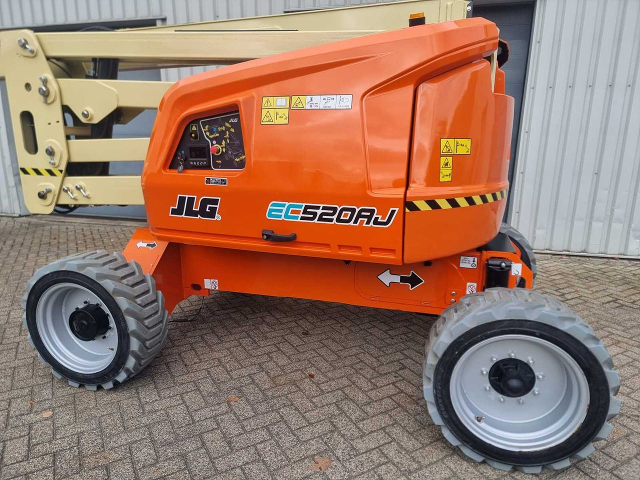 2022 JLG 520 AJ AERIAL WORK PLATFORM - Plataforma aérea: foto 3 2022 JLG 520 AJ AERIAL WORK PLATFORM - Plataforma aérea: foto 3