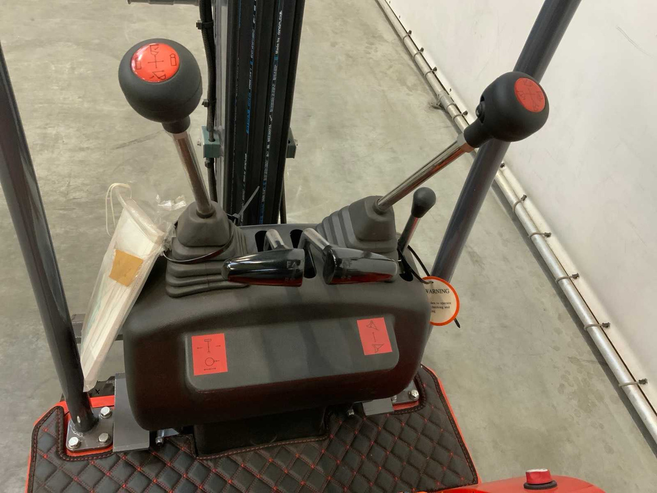 2025 EVERUN ERE12PRO MINI EXCAVATOR - Mini escavadeira: foto 5 2025 EVERUN ERE12PRO MINI EXCAVATOR - Mini escavadeira: foto 5