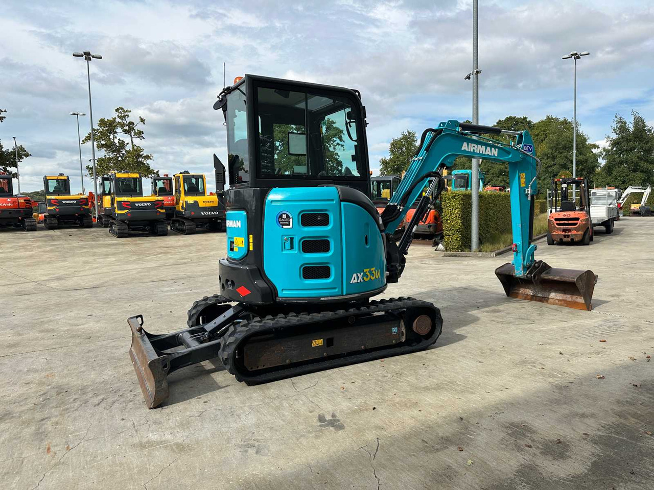 AIRMAN - 2023 - AX33U-7 - MIDI EXCAVATOR - Escavadeira: foto 4 AIRMAN - 2023 - AX33U-7 - MIDI EXCAVATOR - Escavadeira: foto 4