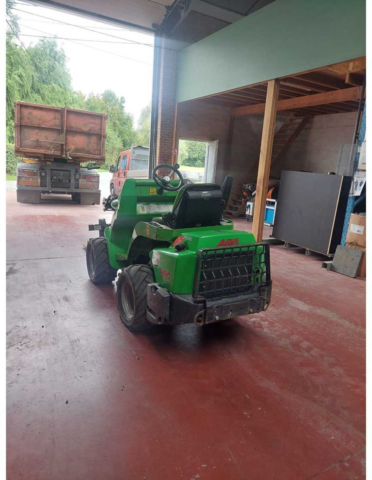 Mini pá carregadora de rastos AVANT - M520 MIPCT - COMPACT LOADER - 2017: foto 10