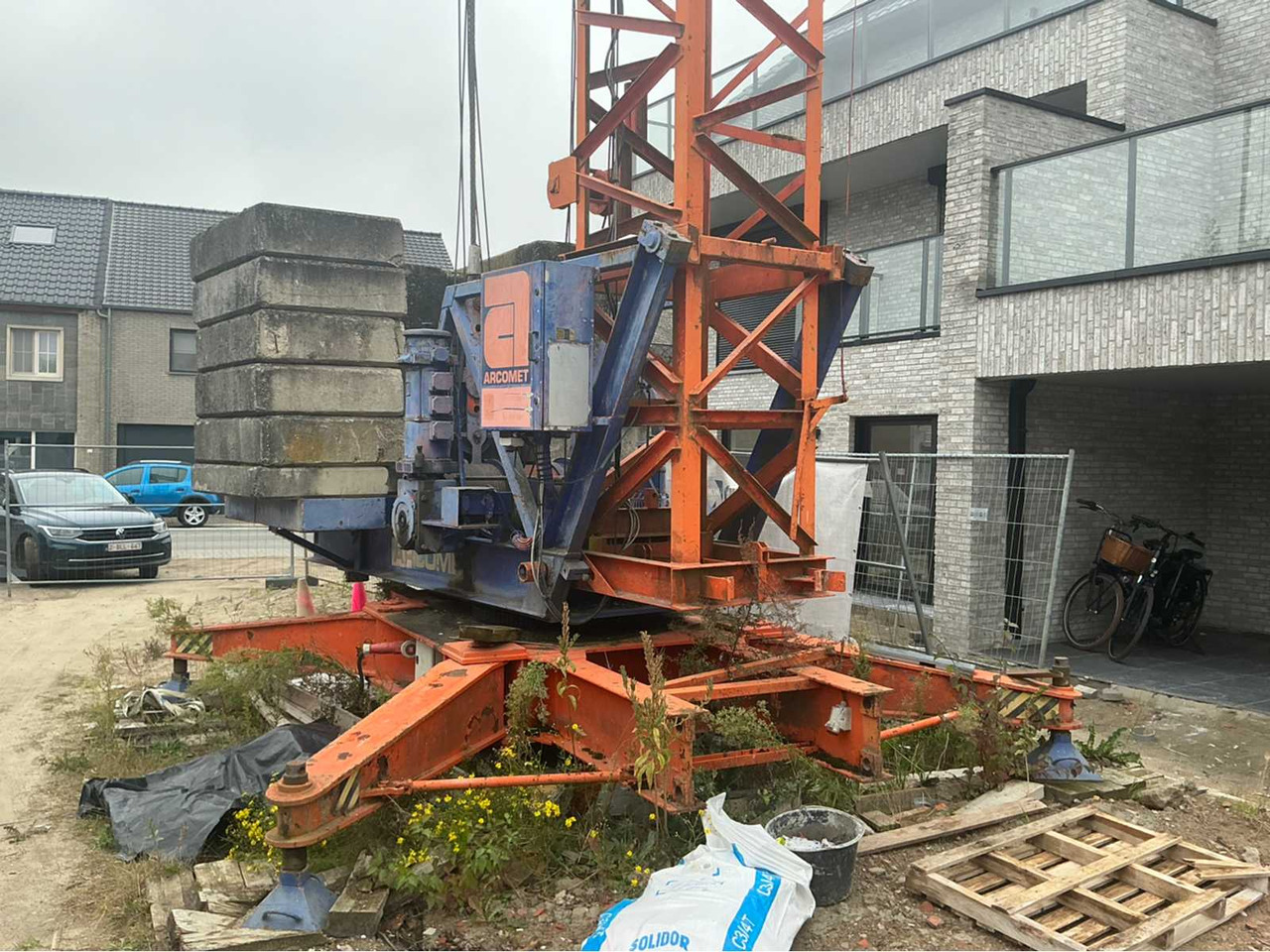 Arcomet T 33 A - Grua automontante: foto 1 Arcomet T 33 A - Grua automontante: foto 1