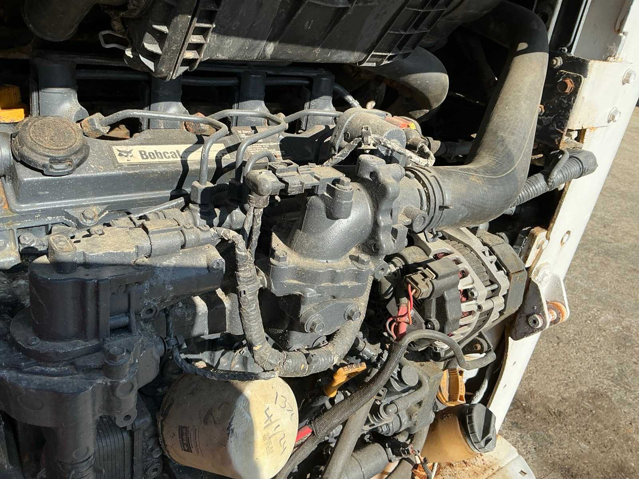 Mini pá carregadora de rastos BOBCAT - S450 - COMPACT LOADER - 2021: foto 38 Mini pá carregadora de rastos BOBCAT - S450 - COMPACT LOADER - 2021: foto 38