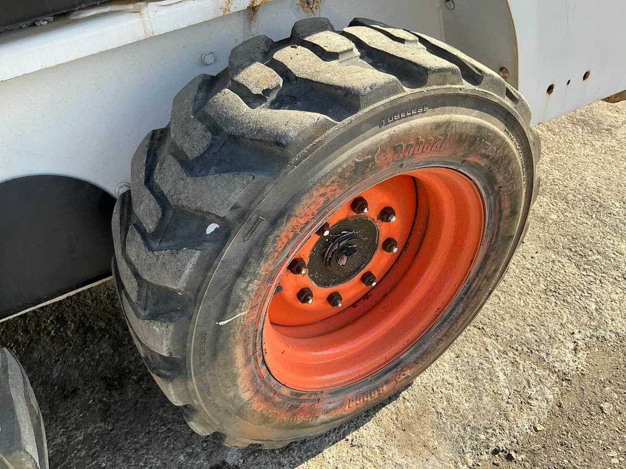 Mini pá carregadora de rastos BOBCAT - S450 - COMPACT LOADER - 2021: foto 14 Mini pá carregadora de rastos BOBCAT - S450 - COMPACT LOADER - 2021: foto 14