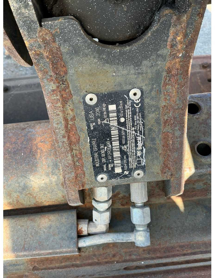 Mini pá carregadora de rastos BOBCAT - S450 - COMPACT LOADER - 2021: foto 22 Mini pá carregadora de rastos BOBCAT - S450 - COMPACT LOADER - 2021: foto 22