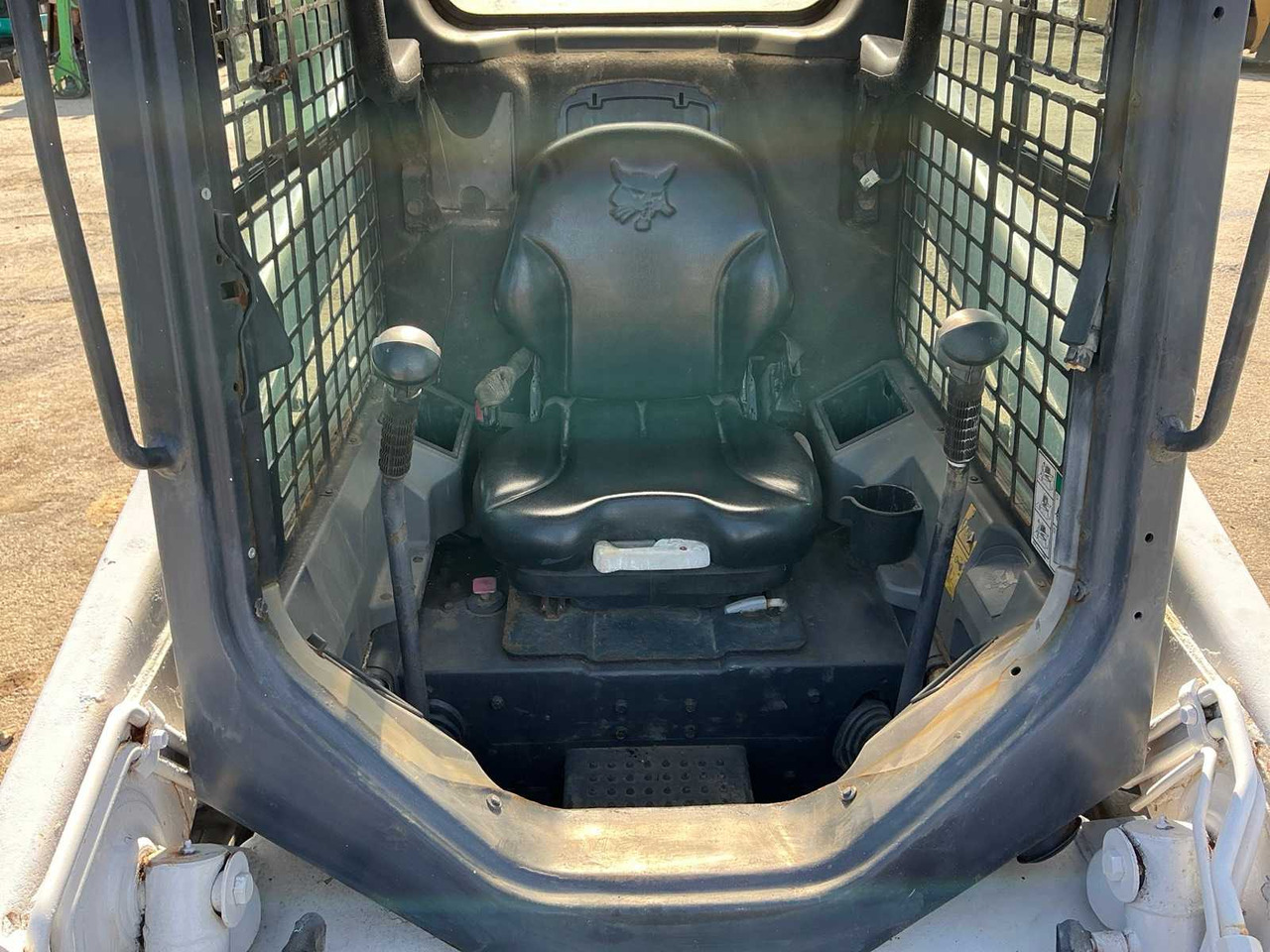 Mini pá carregadora de rastos BOBCAT - S450 - COMPACT LOADER - 2021: foto 25 Mini pá carregadora de rastos BOBCAT - S450 - COMPACT LOADER - 2021: foto 25