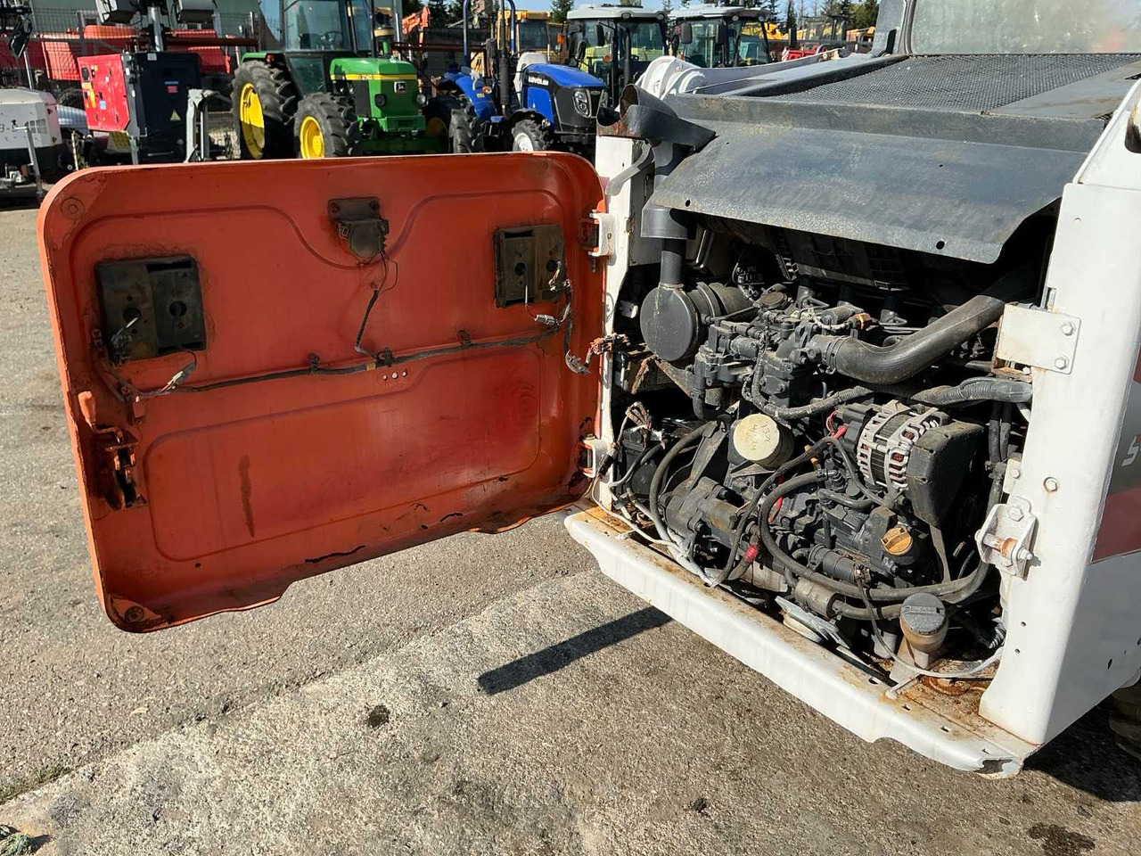 Mini pá carregadora de rastos BOBCAT - S450 - COMPACT LOADER - 2021: foto 35 Mini pá carregadora de rastos BOBCAT - S450 - COMPACT LOADER - 2021: foto 35