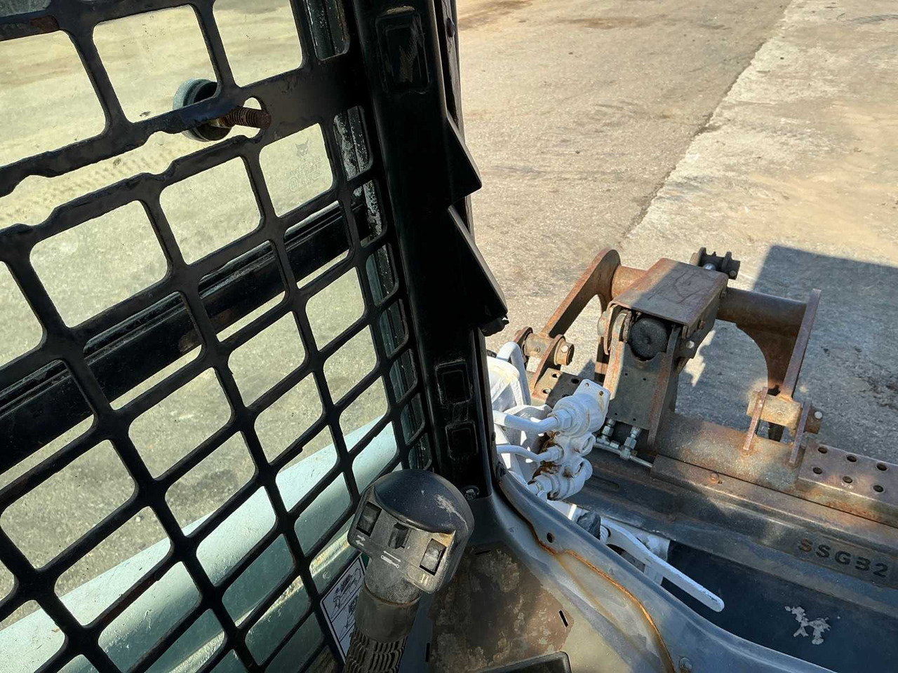 Mini pá carregadora de rastos BOBCAT - S450 - COMPACT LOADER - 2021: foto 29 Mini pá carregadora de rastos BOBCAT - S450 - COMPACT LOADER - 2021: foto 29