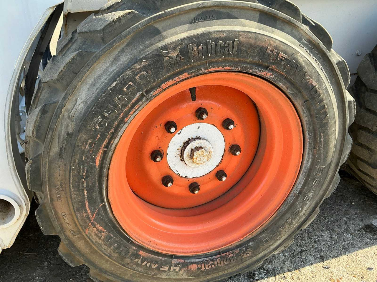 Mini pá carregadora de rastos BOBCAT - S450 - COMPACT LOADER - 2021: foto 13 Mini pá carregadora de rastos BOBCAT - S450 - COMPACT LOADER - 2021: foto 13