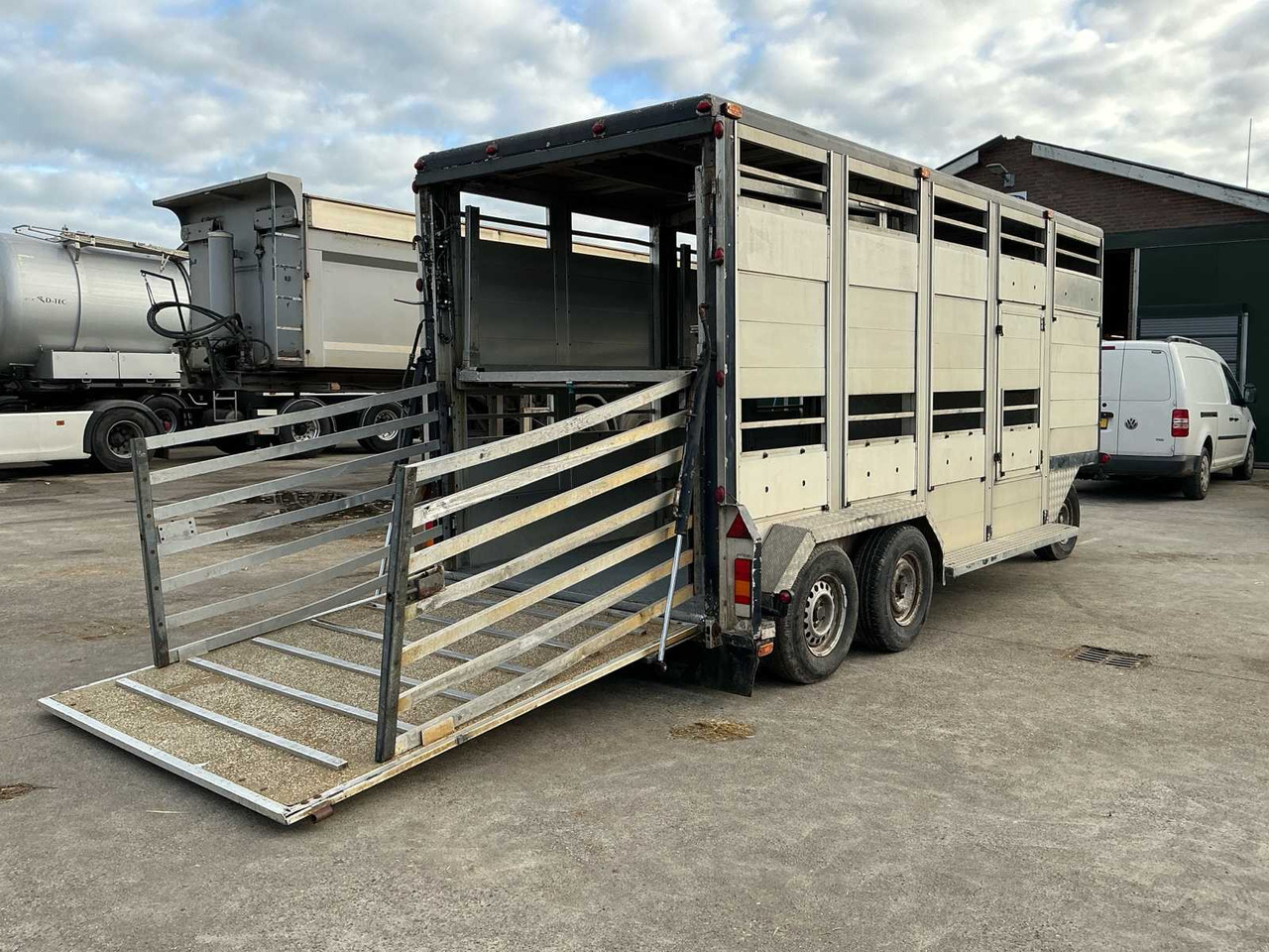 Bart Veldhuizen B.V. G50-2 - Reboque transporte de gado: foto 5 Bart Veldhuizen B.V. G50-2 - Reboque transporte de gado: foto 5