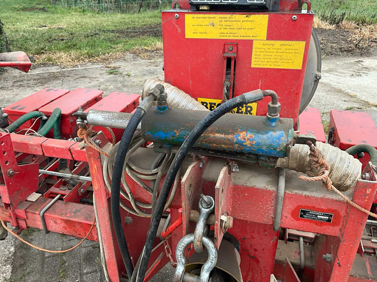 Máquina para semear Becker aeromat: foto 8
