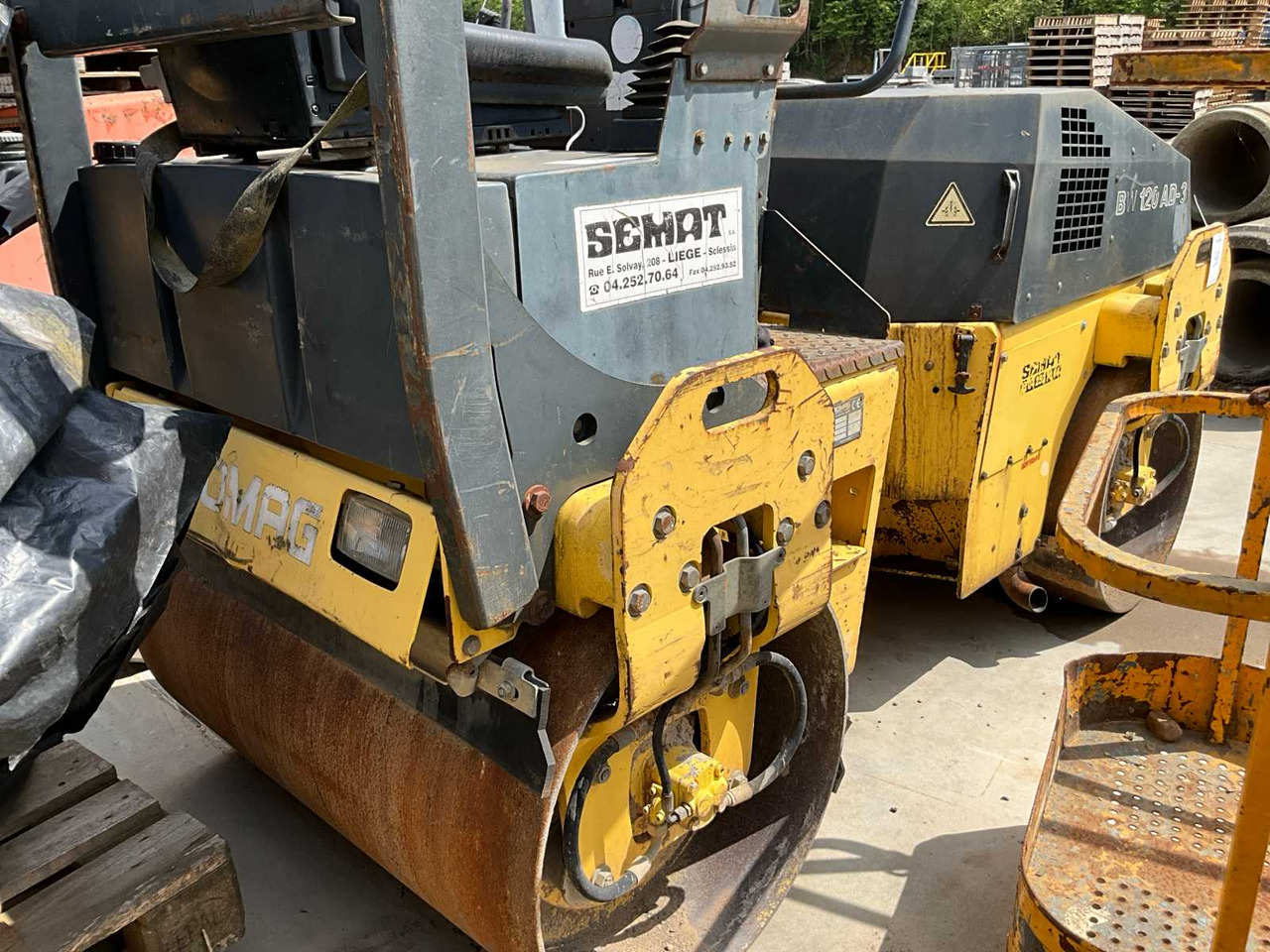Bomag BW120 AD-3 - Compactador de asfalto: foto 3 Bomag BW120 AD-3 - Compactador de asfalto: foto 3