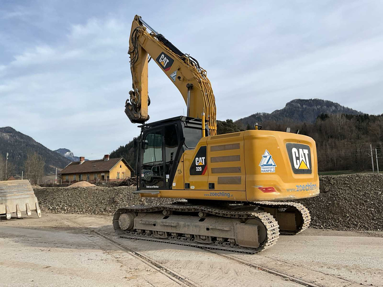 CAT 320GPS - Escavadora de rastos: foto 1 CAT 320GPS - Escavadora de rastos: foto 1