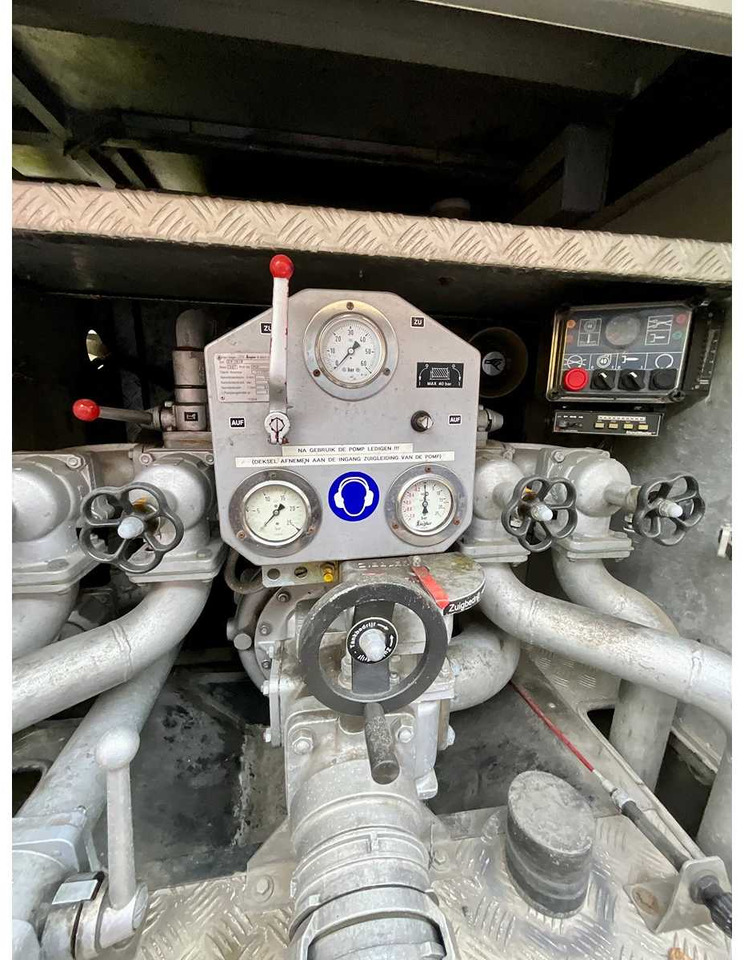 Camião 1997 MERCEDES-BENZ ATEGO FIRE TRUCK FIRE BRIGADE: foto 38