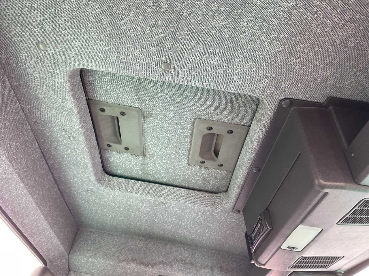 Camião 1998 MERCEDES-BENZ UNIMOG TRUCK: foto 11