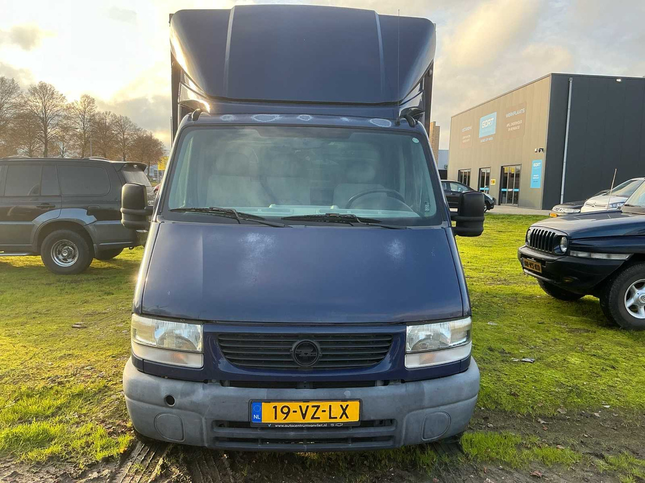 2001 OPEL 2.8 DTI L3H3 DC RIGID - Camião: foto 2 2001 OPEL 2.8 DTI L3H3 DC RIGID - Camião: foto 2