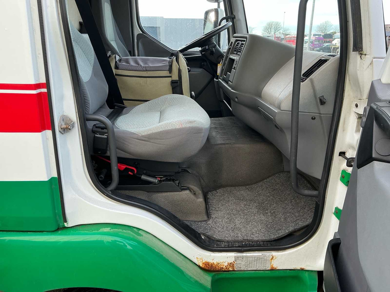 Camião 2006 RENAULT MIDLUM 220 DCI TRUCK: foto 37