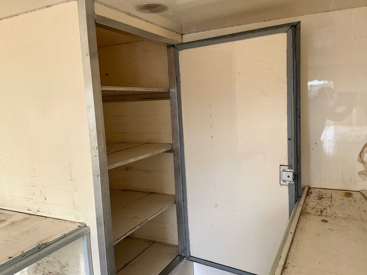 Camião 2006 RENAULT MIDLUM 220 DCI TRUCK: foto 43