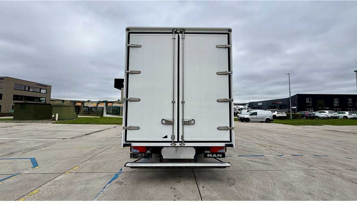 2016 MAN TGL 7.150 TRUCK - Camião: foto 5 2016 MAN TGL 7.150 TRUCK - Camião: foto 5