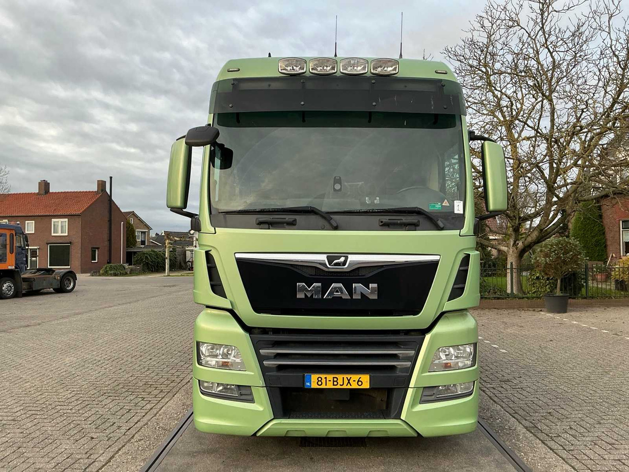 2017 MAN TGX 18.500 SEMI-TRAILER TRACTOR - Camião: foto 2 2017 MAN TGX 18.500 SEMI-TRAILER TRACTOR - Camião: foto 2