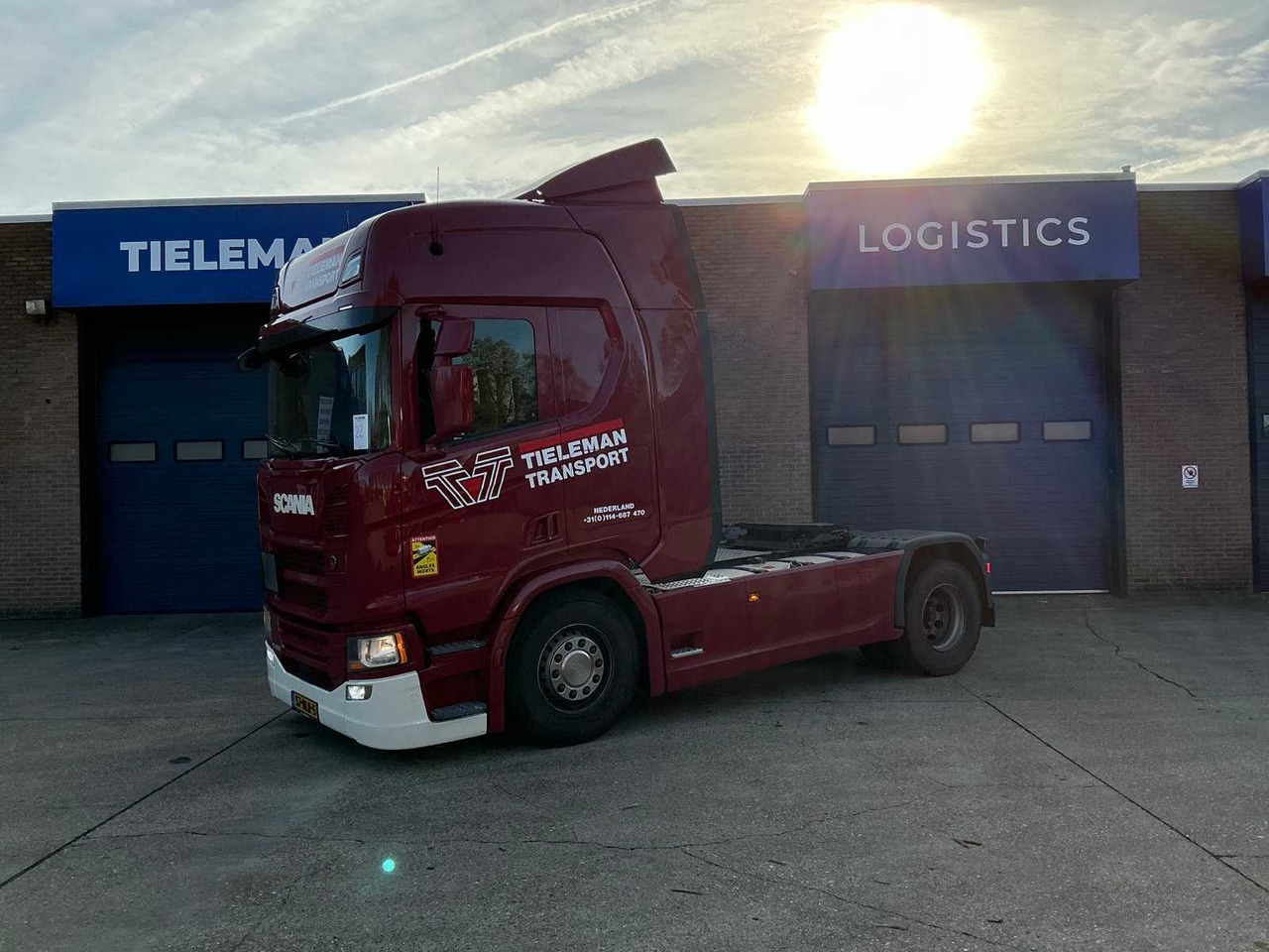 2018 SCANIA R450 SEMI-TRAILER TRACTOR - Camião: foto 1 2018 SCANIA R450 SEMI-TRAILER TRACTOR - Camião: foto 1