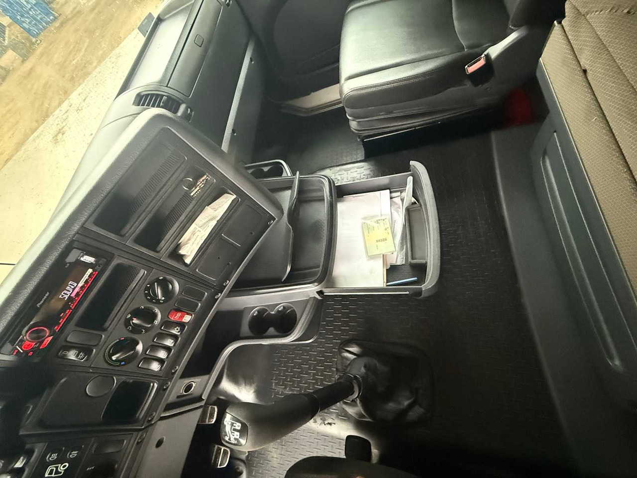 Camião SCANIA - R560 - SEMI TRUCK - 2011: foto 18 Camião SCANIA - R560 - SEMI TRUCK - 2011: foto 18