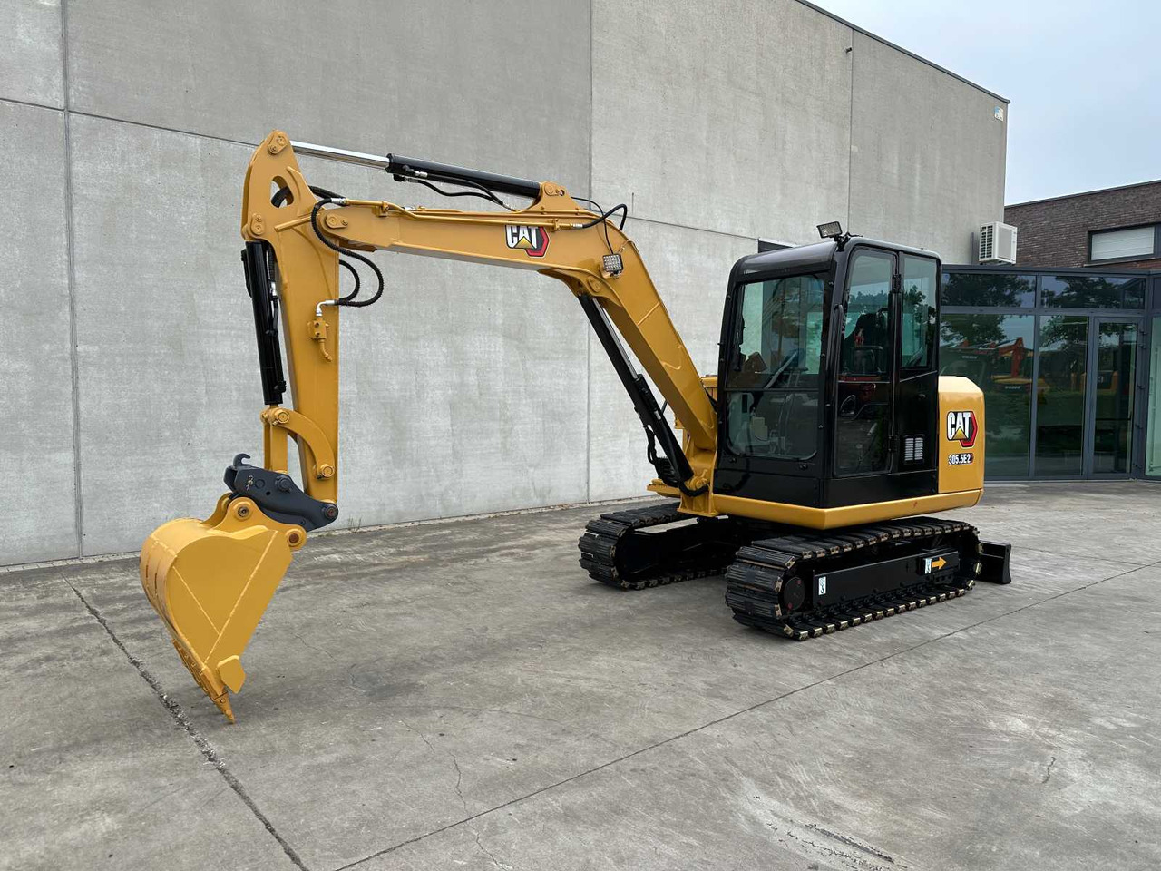 Caterpillar 305.5E2 - Escavadora de rastos: foto 1 Caterpillar 305.5E2 - Escavadora de rastos: foto 1
