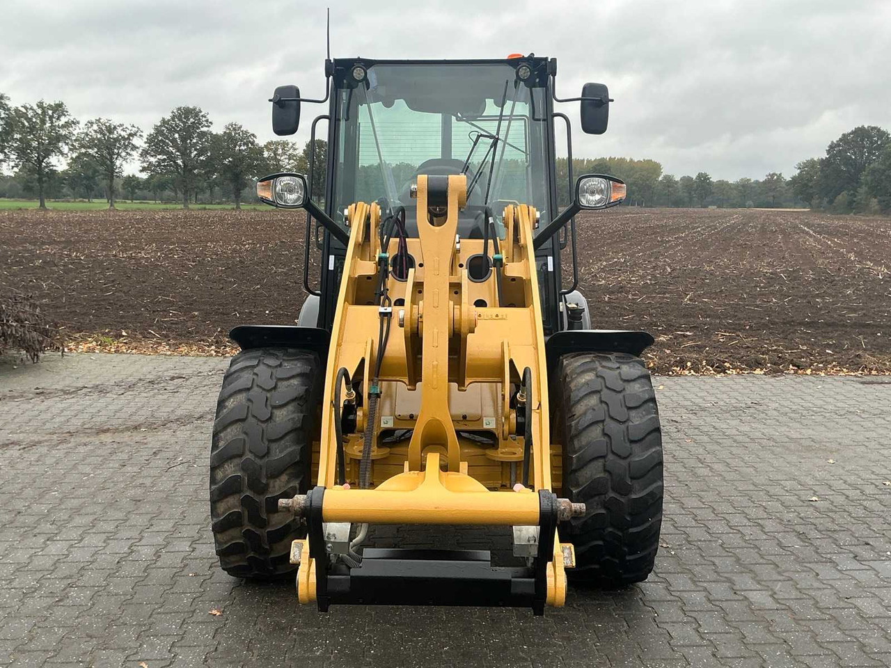 Caterpillar 906M - Pá carregadora de rodas: foto 3 Caterpillar 906M - Pá carregadora de rodas: foto 3