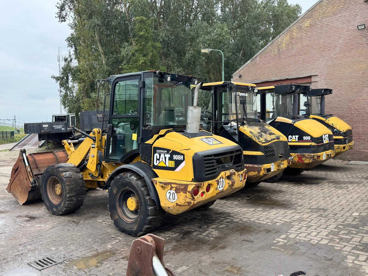 Caterpillar 908 908 908H 906 wegens contractbreuk - Pá carregadora de rodas: foto 4 Caterpillar 908 908 908H 906 wegens contractbreuk - Pá carregadora de rodas: foto 4