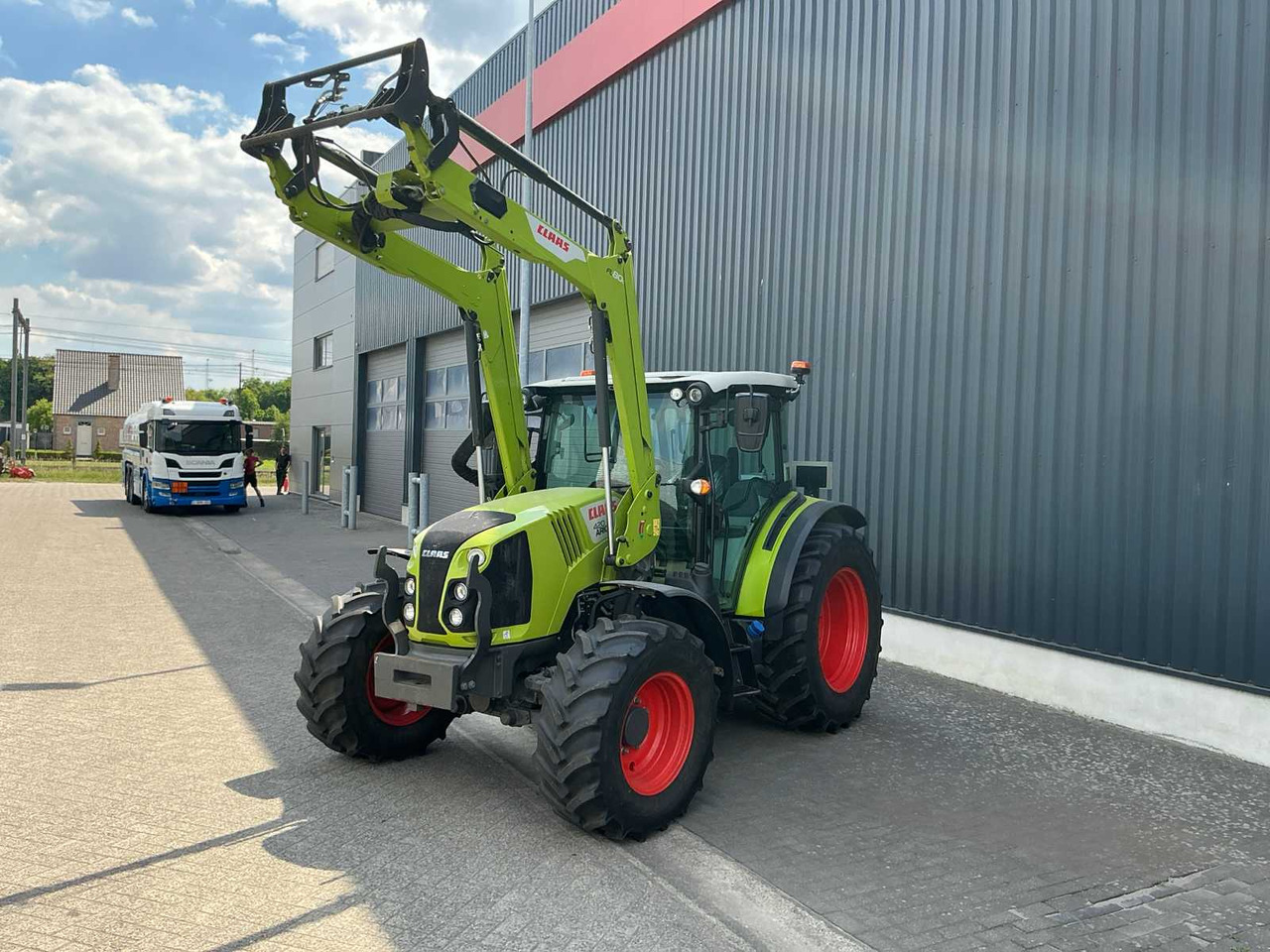Claas 420 arion - Trator: foto 1 Claas 420 arion - Trator: foto 1