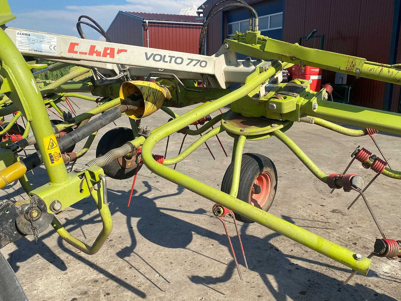 Claas VOLTO 770 - Máquina para produção de feno: foto 3 Claas VOLTO 770 - Máquina para produção de feno: foto 3