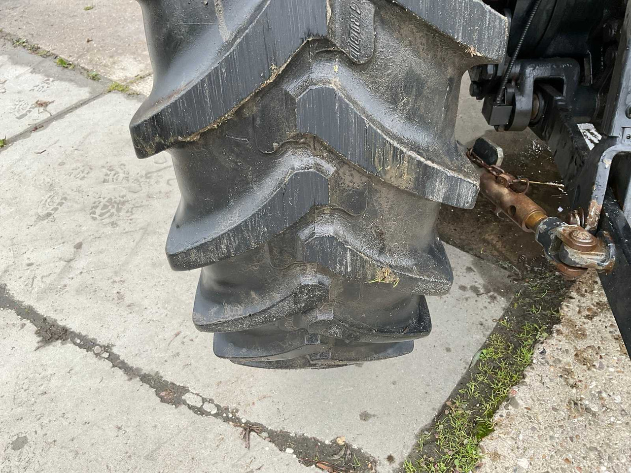 Trator Deutz-Fahr 2014 DEUTZ-FAHR AGROTRON 5120 FOUR WHEEL DRIVE FARM TRACTOR: foto 18 Trator Deutz-Fahr 2014 DEUTZ-FAHR AGROTRON 5120 FOUR WHEEL DRIVE FARM TRACTOR: foto 18