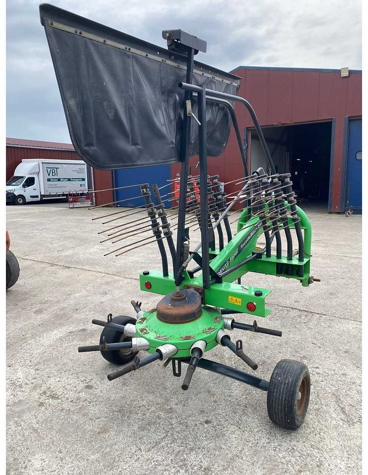 Deutz Fahr SWATMASTER 3421 - Máquina para produção de feno: foto 2 Deutz Fahr SWATMASTER 3421 - Máquina para produção de feno: foto 2