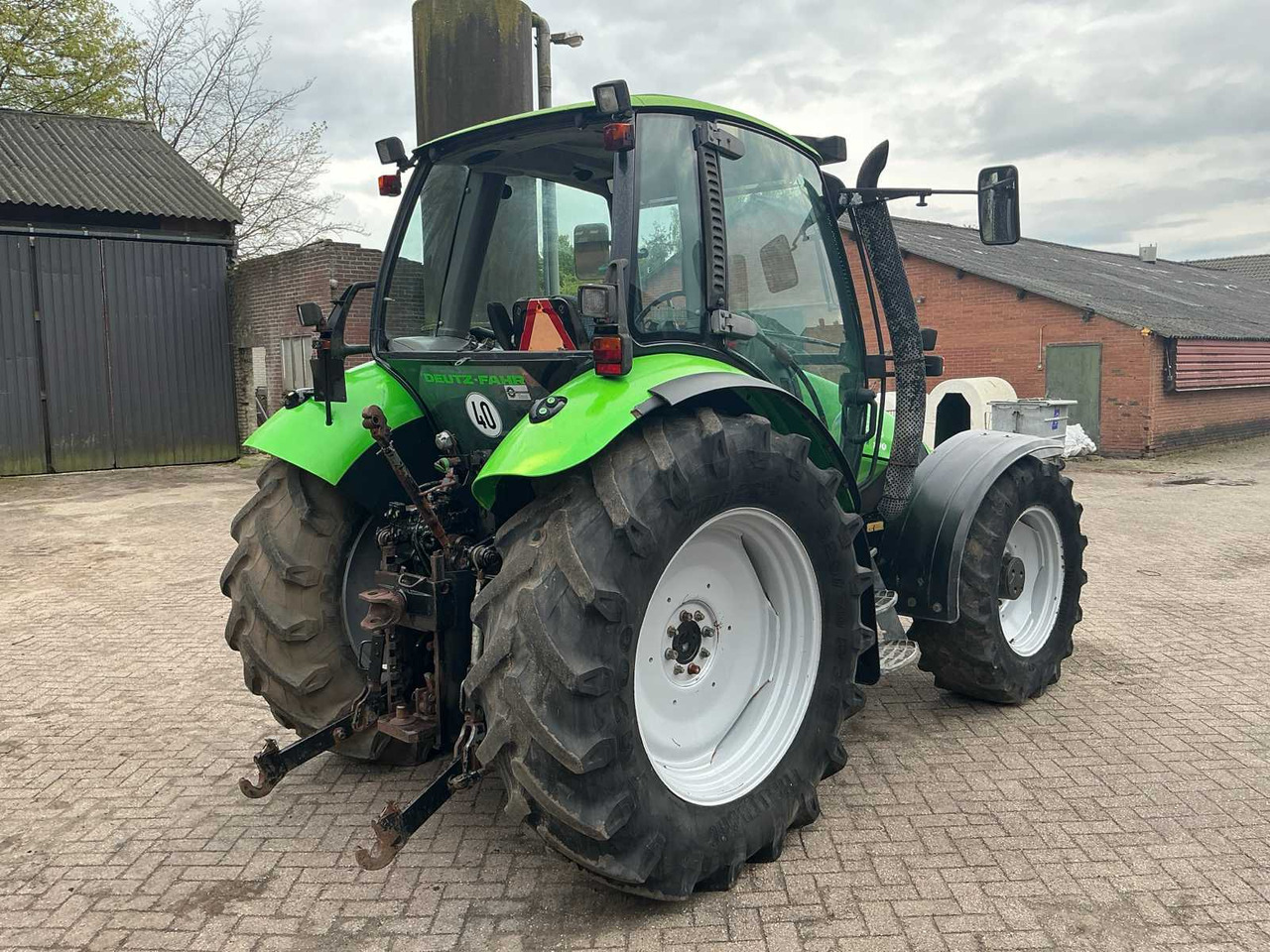 Deutz-fahr Agrotron 100 - Trator: foto 5 Deutz-fahr Agrotron 100 - Trator: foto 5