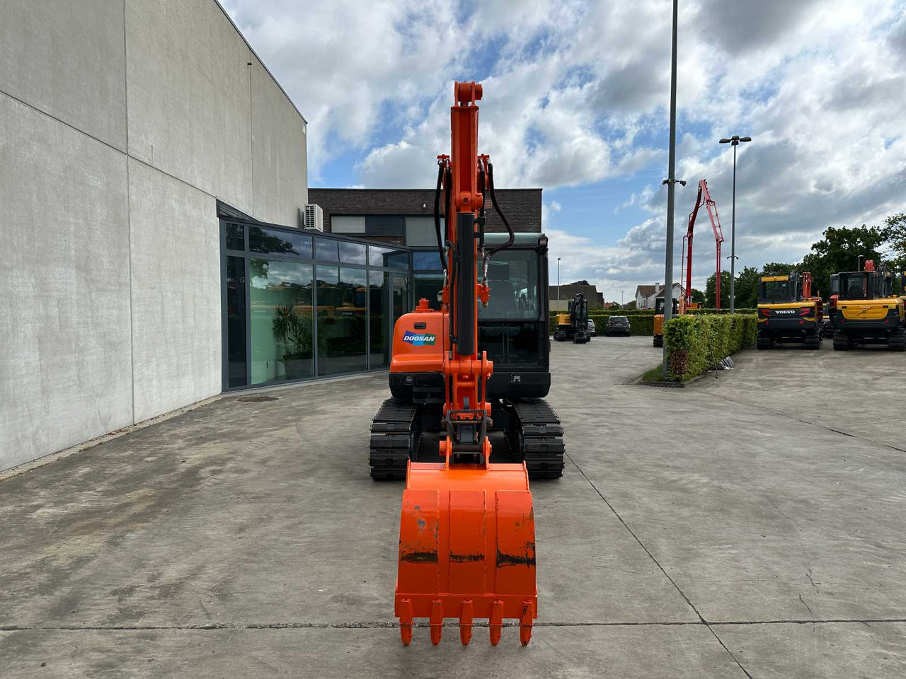 Doosan DX55-9C - Escavadora de rastos: foto 2 Doosan DX55-9C - Escavadora de rastos: foto 2