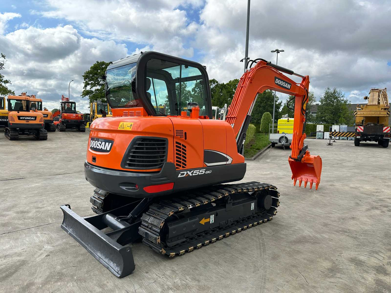 Doosan DX55-9C - Escavadora de rastos: foto 4 Doosan DX55-9C - Escavadora de rastos: foto 4