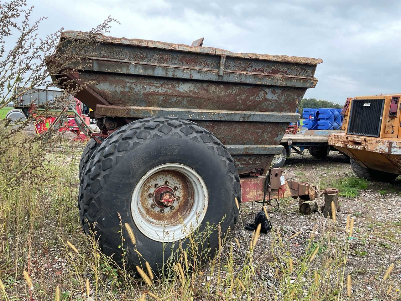 Dumper trailer - Reboque basculante agrícola: foto 3 Dumper trailer - Reboque basculante agrícola: foto 3
