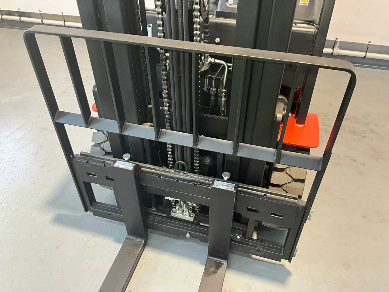 Empilhador EP - EFL 181 - 4.8 METER TRIPLEX, LI-ION, FREE-LIFT, SIDE-SHIFT - FORKLIFT: foto 21